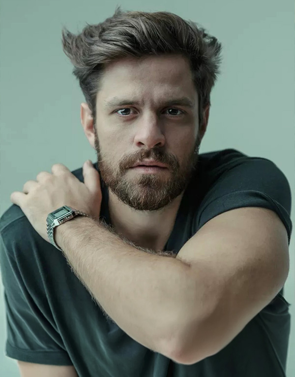 Alejandro Claveaux